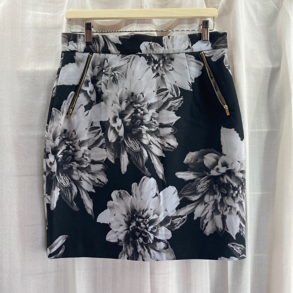 H&M Black White Floral Pencil Skirt Gold Zip‎ Detail Size 10 Party Cocktail Date